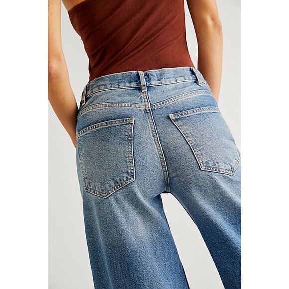 NWT FREE PEOPLE Sz 32 LOVEFOOL LOW RISE JEANS IN BLUE - Picture 2 of 4